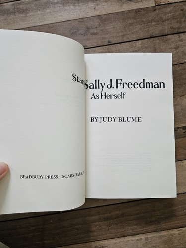 1977. Starring Sally J. Freedman As Herself By Judy Blume First Edition Atheneum - Picture 8 of 18