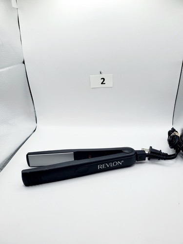 Revlon Quick And Smooth Flat Iron, RVST2043 - Picture 1 of 7