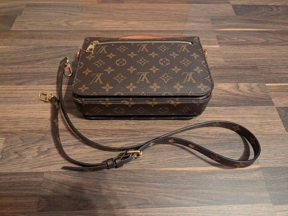 Louis Vuitton Pochette Metis M44875 mit geringen Gebrauchsspuren - Bild 2 von 4