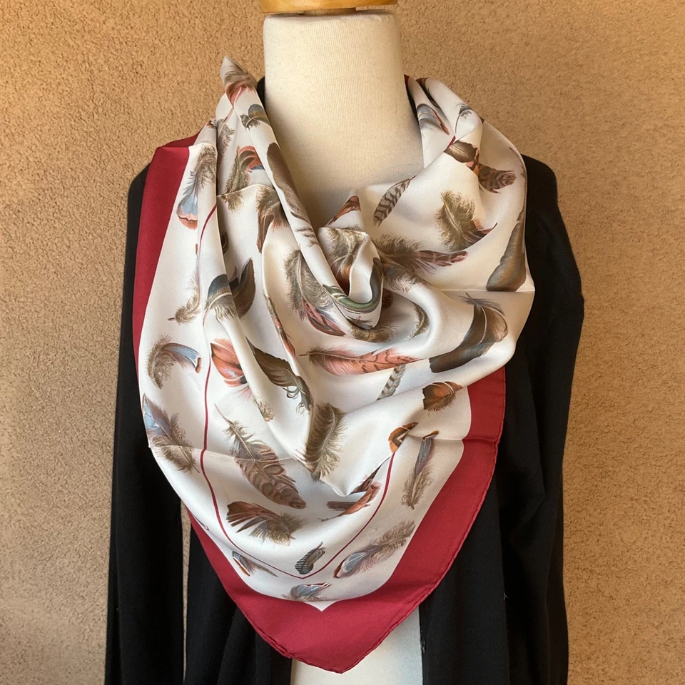 Hermes 100% Silk Twill Scarf PLUMES 90 cm  w/box by Henri de Linares Very Good - Image 4 of 4