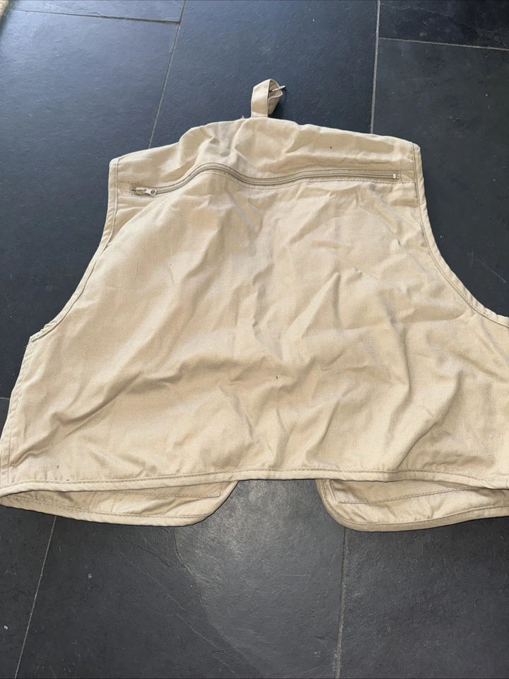 Chaleco de pesca con mosca Crystal River tamaño mediano tostado Foto 3 de 3