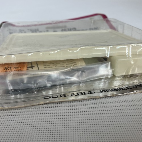 Vintage DUR-ABLE  Intercom FM-TV Wall Plate with 2 Plugs B5053 - New Old Stock!! - Picture 4 of 8