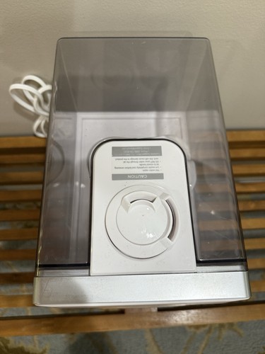 LEVOIT LV600S Smart Warm and Cool Mist Humidifiers for Home Bedroom (TESTED) - Picture 9 of 13