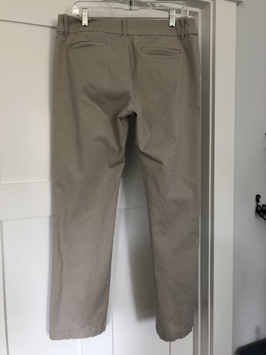 Dockers Damen-Freizeithose beige khaki vorne flach mittlere Leibhöhe gerades Bein Größe 10 - Bild 7 von 7