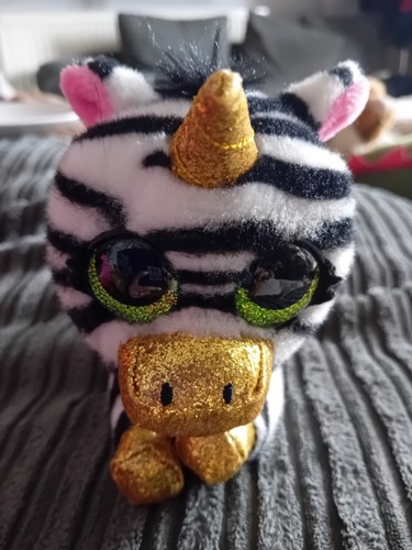 Coco Surprise Zebra Plush, Small Soft Toy - Picture 12 of 12