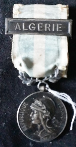 Médaille Militaire  Coloniale Barette Algérie a Clapet   N°783/4 - Imagen 2 de 3