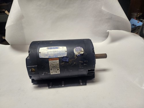 Leeson Cat No. 113926.00 3 HP  3 Ph. 3450 RPM 56HZ Fr. 7/8" shaft - Picture 1 of 7