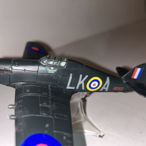 UNIMAX Forces of Valor 1:72 UK Hurricane RAF No. 87 Squadron England 1941 Black - Picture 2 of 8