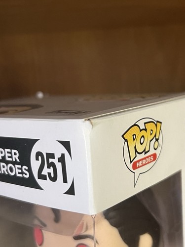 Funko Pop! Flashpoint Superman #251 GITD Chase (Red Eyes) Hot Topic Exclusive - Afbeelding 7 van 7