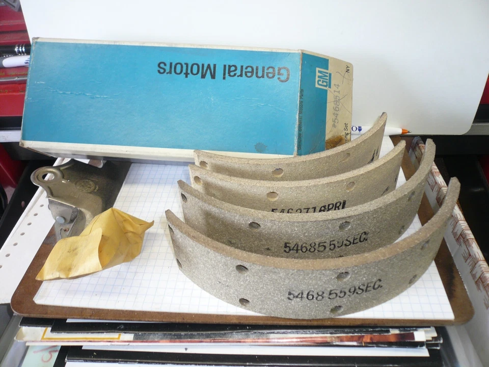 Buick Skylark GS 1964-1972 forro de freno trasero especial OEM # 5468514 Foto 2 de 2