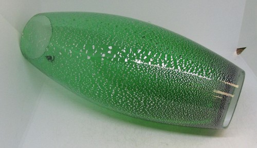 Strathearn Glass Tall Green Glass Vase 34.5cm/13.5" - Picture 3 of 3