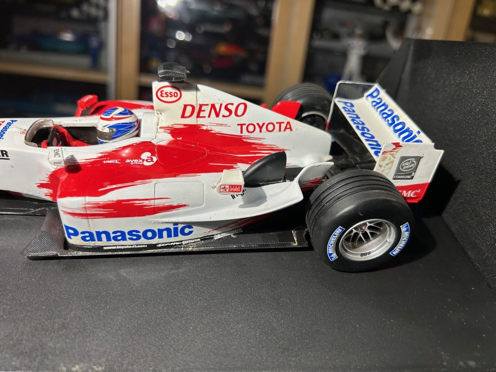 Foto 5 di 24