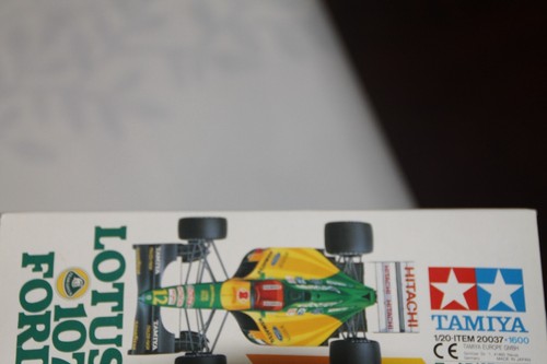 TAMIYA 1/20 LOTUS 107 FORD 20037 - Imagen 3 de 4