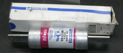 Fusibles à Délai Temporisé Gould Shawmut TRI-ONIC – TR125R – 125A 250V – Neufs En Boîte (NEW IN BOX)
