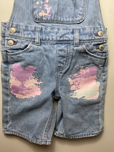 Levi’s Girls Paint Splatter Denim Shortalls Overalls Med Wash Pink Cotton Sz 5 - Picture 3 of 7