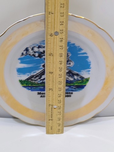 Vintage Mt. St. Helens Volcano Plate 1980s 7" - Bild 2 von 4