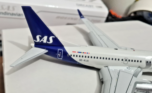 Boeing B737-700 SAS Scandinavian SE-RJX - Scala 1:200 - JC Wings 200 - Imagen 5 de 9