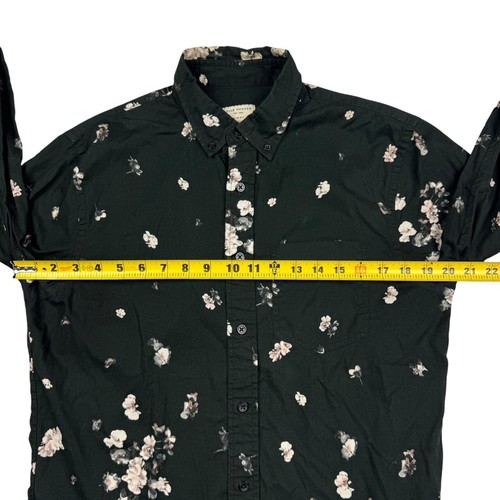 Club Monaco Men's Slim Fit Floral Button Shirt Black/White • Small - Picture 5 of 7