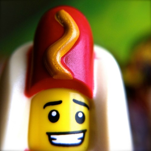 LEGO 71008 Minifigures HOT DOG MAN #14 Series 13 SEALED Minifigs Guy Mascot Bun - Picture 5 of 12
