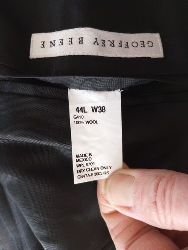 Geoffrey Beene Men's Suit 44L 38x31 100% Wool Charcoal Pinstriped 2 Button - Picture 12 of 15