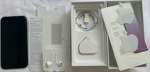 Apple iPhone XR 64GB schwarz entsperrt mit Apple Garantie (PRP 629£) - Bild 10 von 11