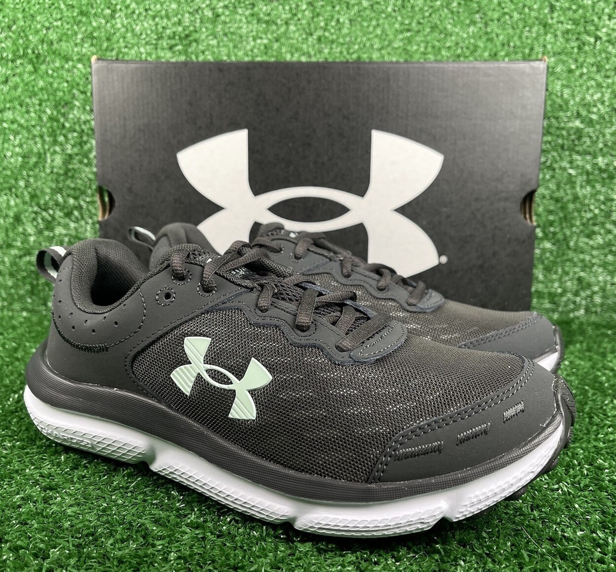 ★送料無料★アンダーアーマーUA CHARGED ASSERT 10 3026179-104 Under Armour Women's UA Charged Assert 10 Running Shoe