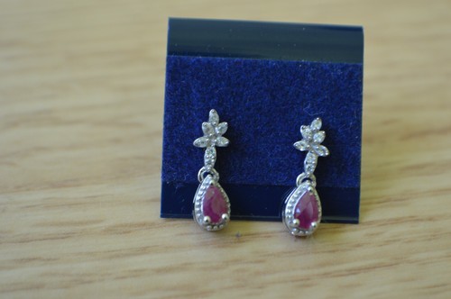 0.70ct Premium Burmese Ruby / Zircon Earrings Platinum over Fine 925 Silver VVS - Picture 11 of 12