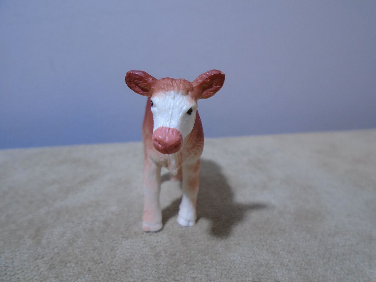MINIATURE HEREFORD BABY CALF 1.5” X 2” PVC FIGURE SAFARI LTD
