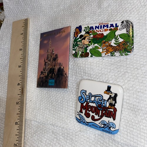 (7) Raro pulsante e spille vintage Disneyland Splash Mountain e altri anni '90 + - Foto 8 di 13