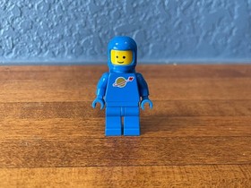 Lego - Classic Space  - 6827 - Strata Scooter - 100% Complete - Instructions