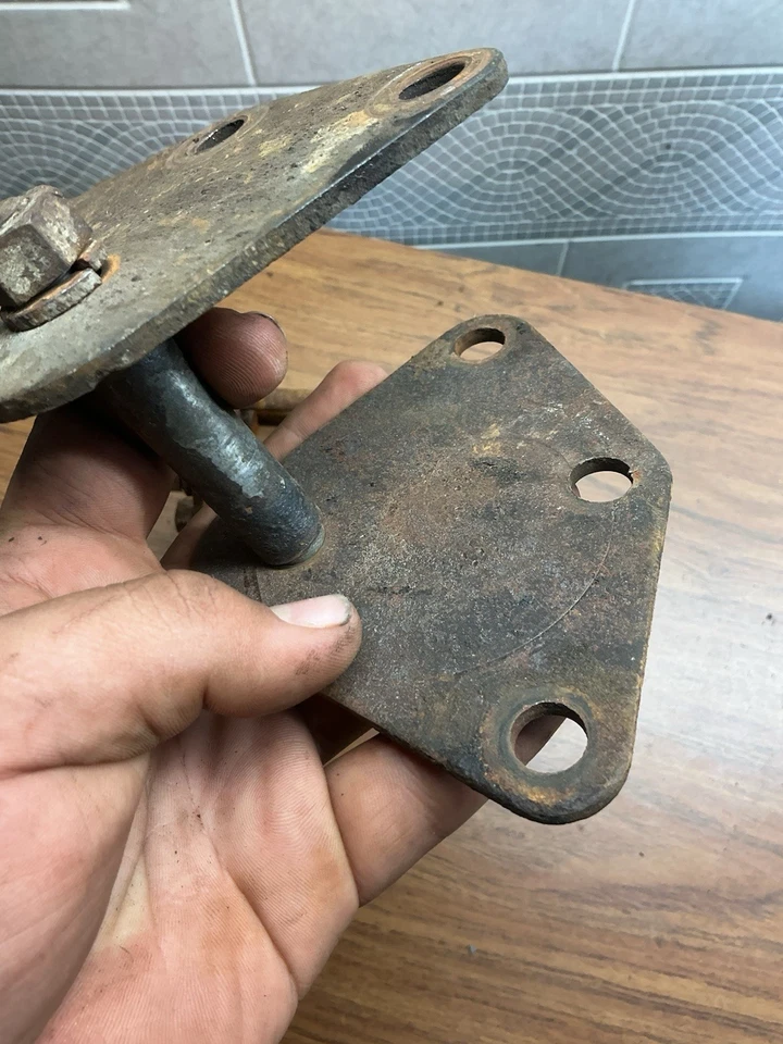 Suportes/poleiros de mola folha frontal Metropolitan Nash #2 - Imagem 3 de 4