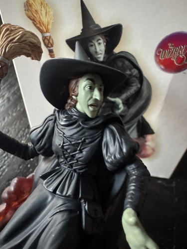 Hallmark Keepsake Ornament The Wizard of Oz Wicked Witch of the West 2007 Works! - Picture 3 of 10