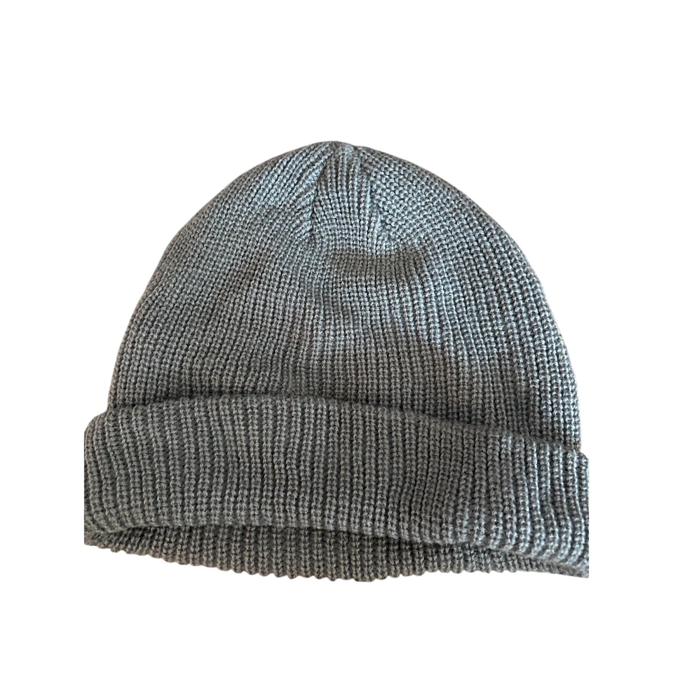 10. Sombrero de punto profundo gorro gorra de punto verde logotipo deletreado Foto 3 de 4