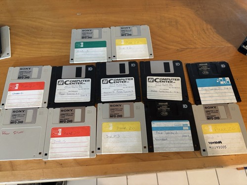 Vintage Macintosh Floppy Disk Lot With Pixar Typestry And Pixar 2.0 - Picture 7 of 10