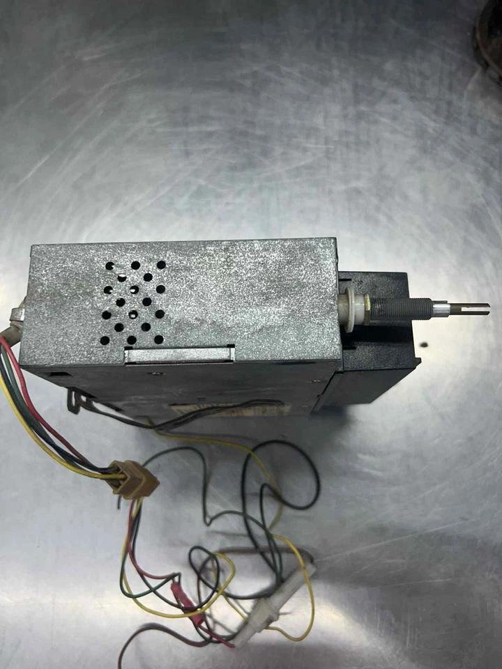 Reproductor de casete radio AM/FM Sanyo de colección para Toyota Nissan Datsun otras importaciones Foto 3 de 4