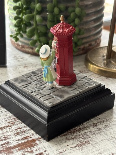 Vtg Fine Art Miniatures Girl Dog Postbox Mailbox Thingumybobs Sheffield England - Picture 17 of 18