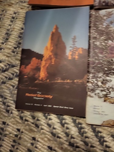 The Relief Society Magazine Lot Of 8 Vintage 1964 Volume 51 No 1.2.4.6.8.9.10.12 - Bild 6 von 14