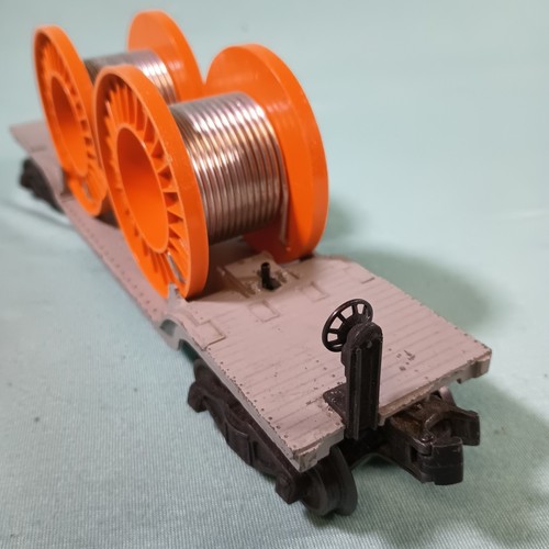 Lionel Trains 6561 Seilbahn Niedergedrückter Mittelflachwagen mit zwei Seilrollen - Bild 3 von 6