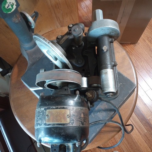 Lisle Mfg. Valve Refacer Grinding Machine USA Pat. 1924 GE Motor Runs Belt Slips