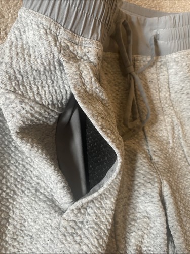 Lululemon At Ease Jogger Mens Lounge Pants Size XS Pockets Gray Waffle Knit Tex - Picture 4 of 12