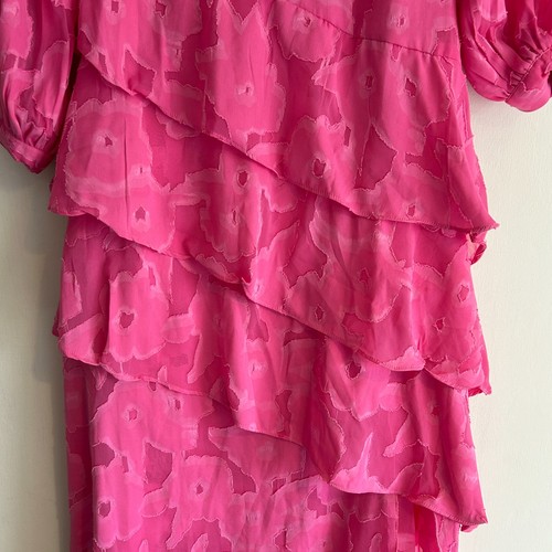 Bonito Vestido Lujoso Lois Espalda Cruzada Jaquard Maxi Rosa Floral - Imagen 10 de 13