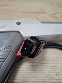 Nintendo Zapper NES Light Gun Controller NES-005 Original 1985