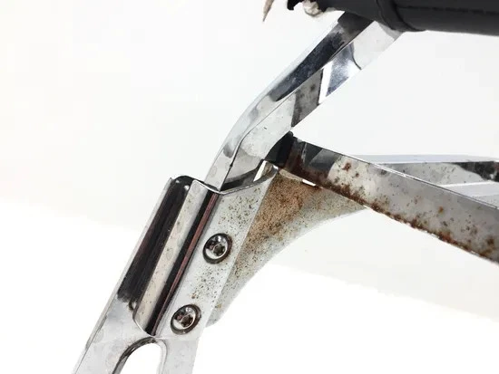 Sissy Bar With Luggage Rack 2004 Harley-Davidson Softail Deuce FXSTD 3319 x - Image 3 of 4