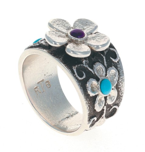 9 - Anillo de tres flores fundido de toba por la artista navajo Rebecca T. Begay - Imagen 1 de 5