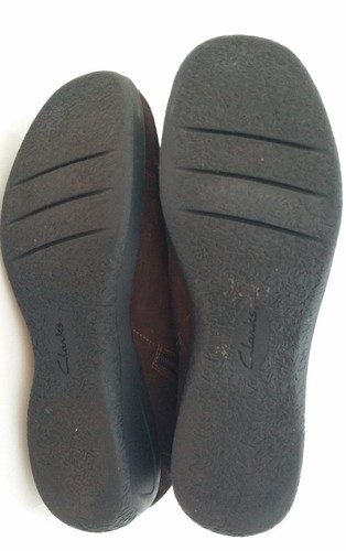 Clarks Womens 9.5 Wide Angie Madi Water Resistant Brown Suede Ankle Boots #35611 - Picture 5 of 11