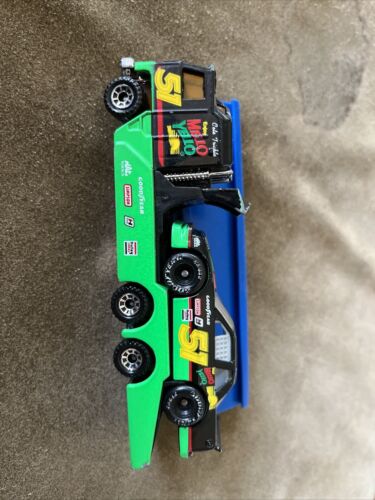 Matchbox Mello Yello 1983 Kenworth Cabover Racing Transporter 90 Chevy Lumina NR - Picture 2 of 9
