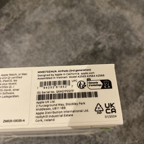 Bezprzewodowe słuchawki douszne Apple AirPods 3. generacji MagSafe MME73ZM / A zapieczętowane - Zdjęcie 7 z 7
