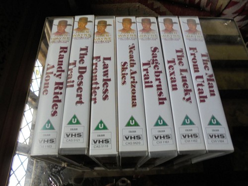John Wayne Lone Star Collection - 7 Titles in VHS - Picture 2 of 3