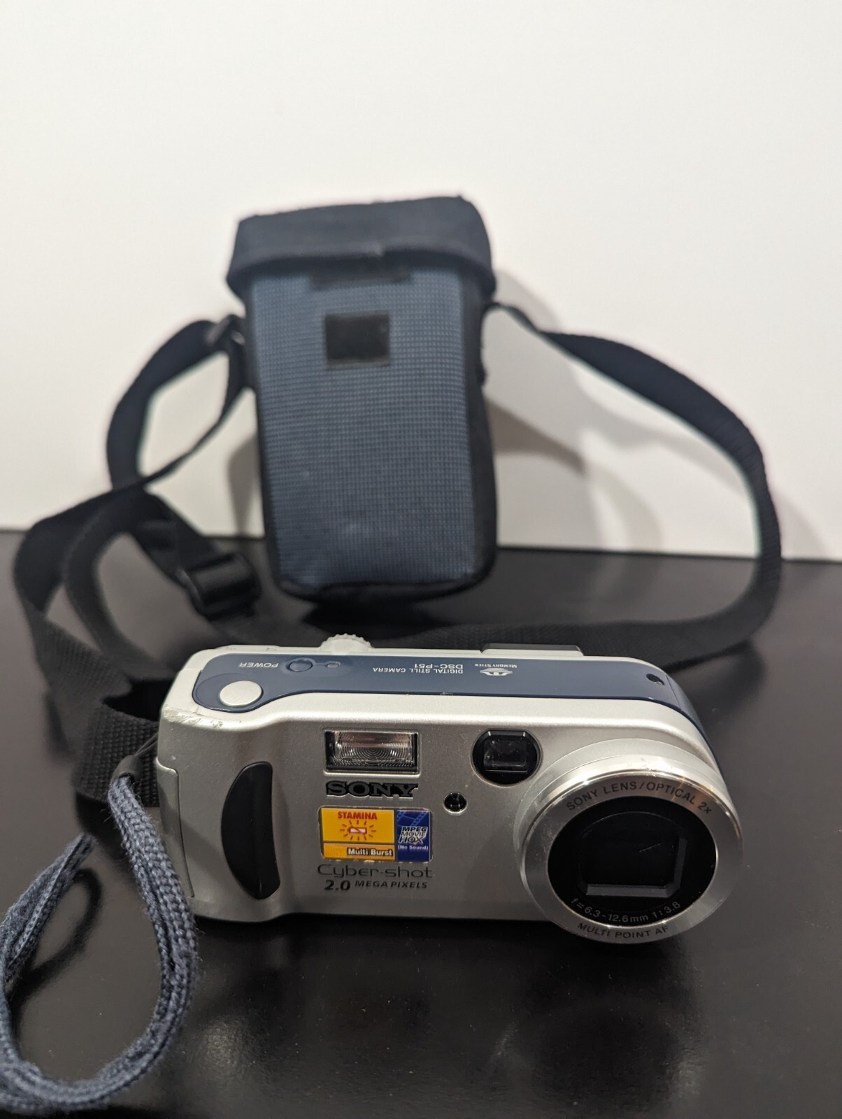 Sony Cybershot DSCP51 2.0MP Digital Camera Silver WORKS Great