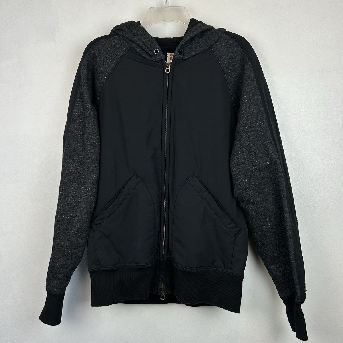 DISCOVERED × champion docking sweat DISCOVERED × champion docking sweat